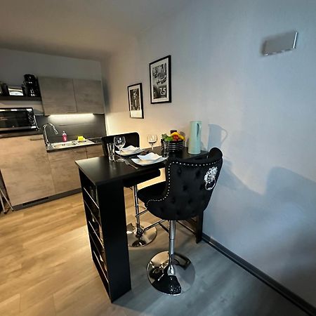 Geheimtipp Koenigsstuhl - Altstadt-Apartment Nahe Warnowufer Rostock Eksteriør bilde