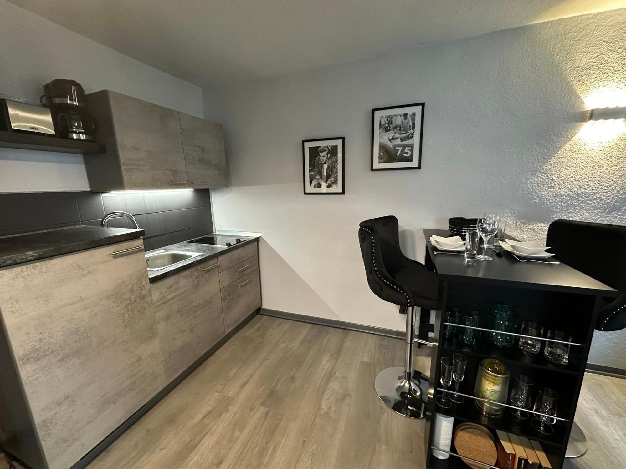 Geheimtipp Koenigsstuhl - Altstadt-Apartment Nahe Warnowufer Rostock Eksteriør bilde